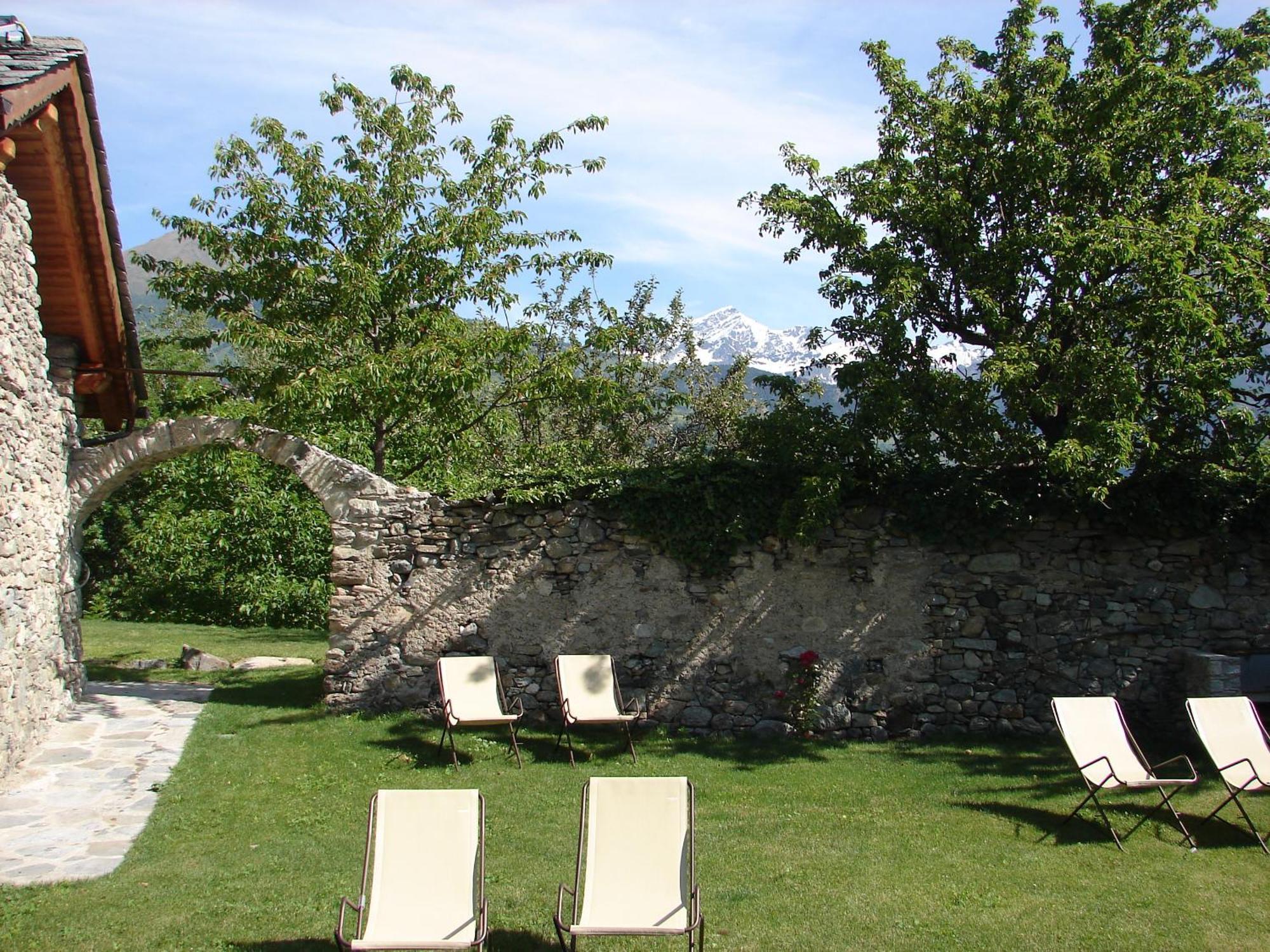 Affittacamere Grand Saint Bernard Gignod Exterior foto